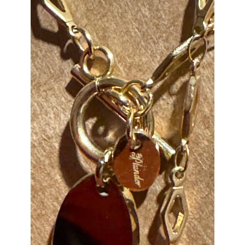 Plunder Design Gold Tone Necklace Red Oval Pendant Toggle Clasp Fashion Jewelry - Picture 2 of 2